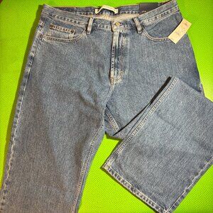 NWT EXPRESS PRECISION FIT JEANS